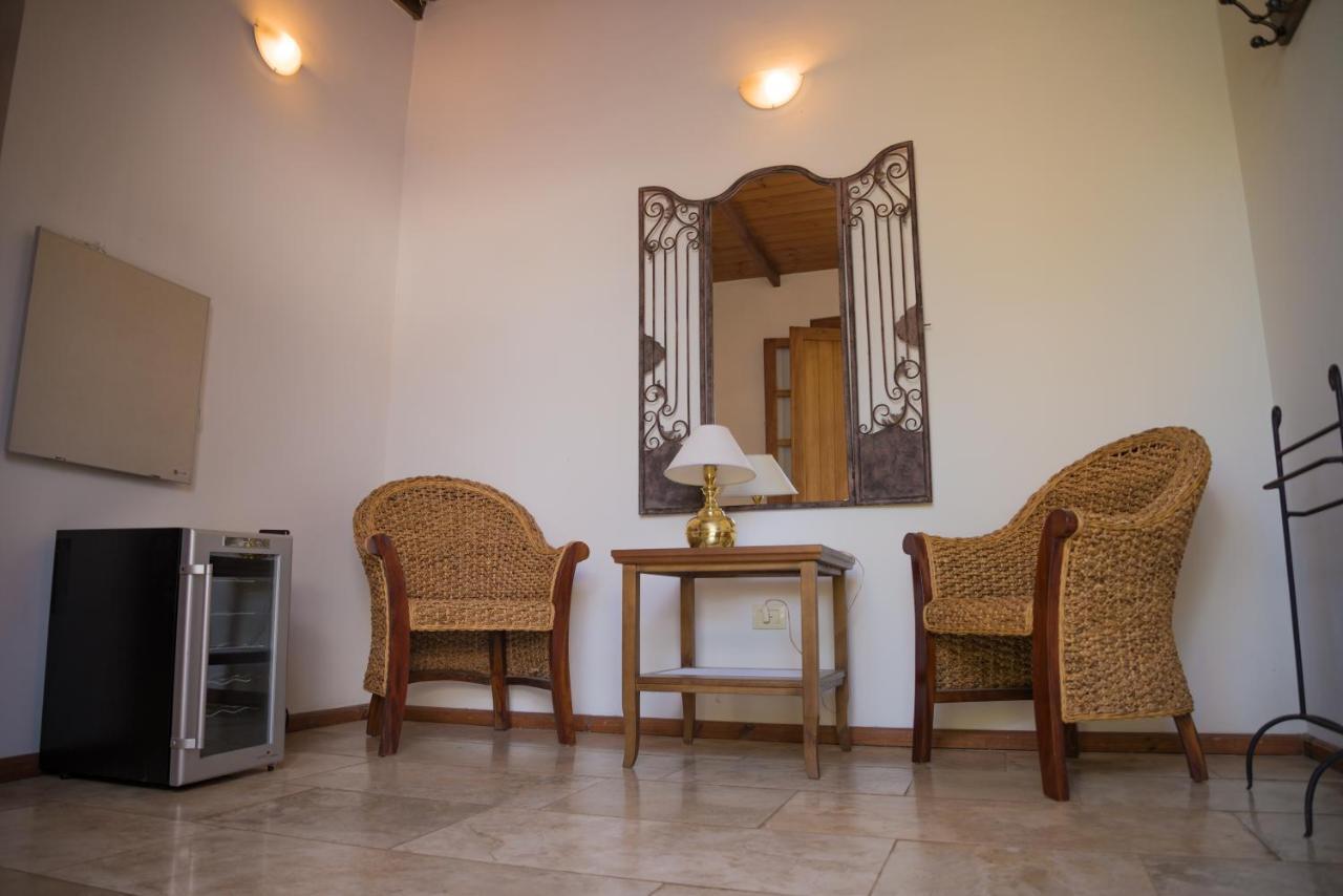 Casa De Coria Bed and Breakfast Chacras de Coria Εξωτερικό φωτογραφία
